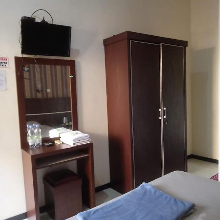Riki Guesthouse Syari'Ah Jepara Eksteriør bilde