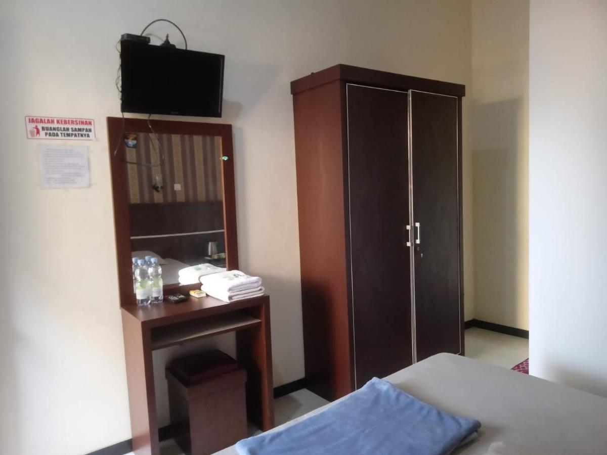 Riki Guesthouse Syari'Ah Jepara Eksteriør bilde