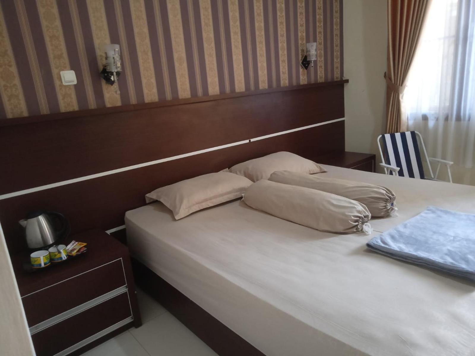 Riki Guesthouse Syari'Ah Jepara Eksteriør bilde